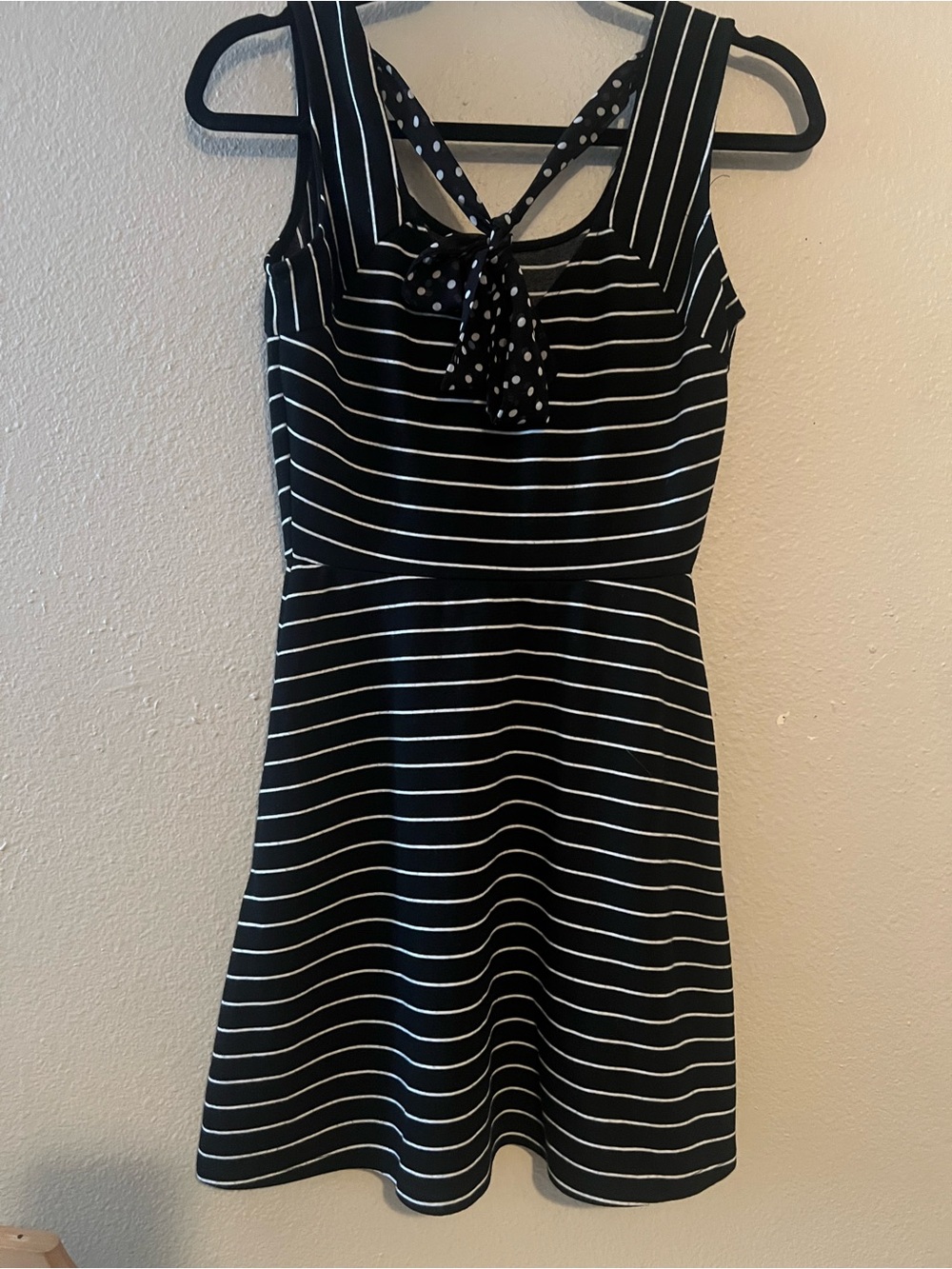 Speechless Black and White Striped Sleeveless Dress with pockets size small - Picture 2 of 5